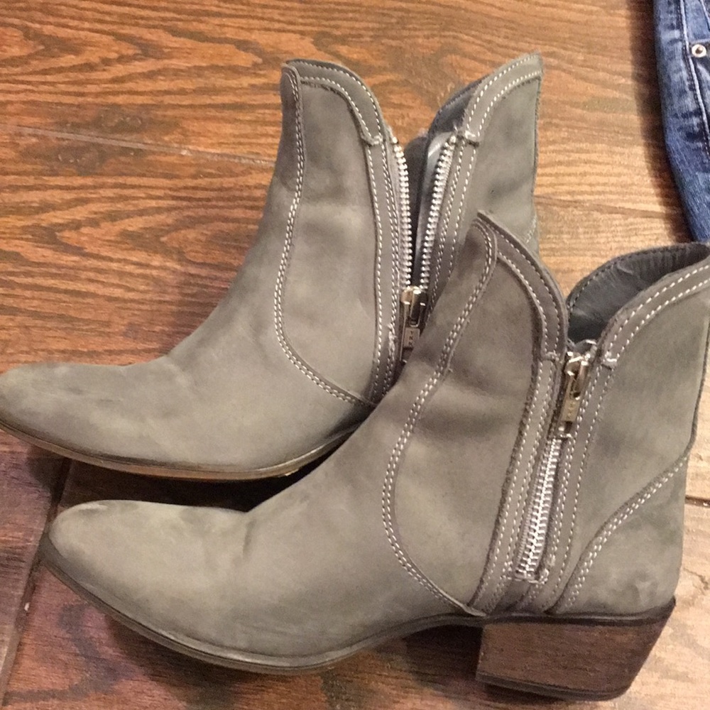 Steve Madden cowyboy gray suede double zip bootie